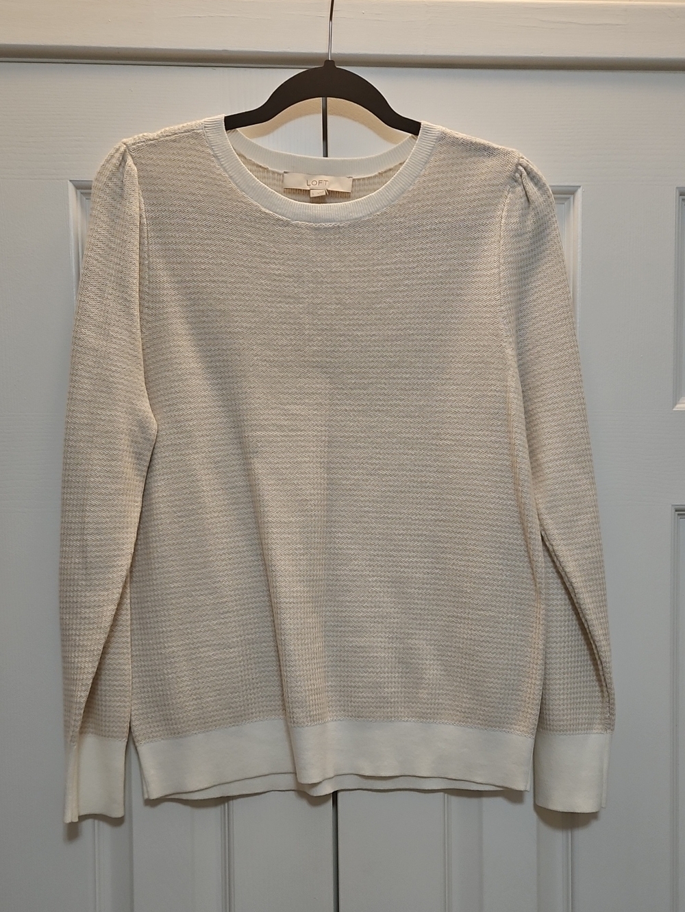 LOFT Ivory & Tan Herringbone Crewneck Textured Sweater Womens L NEW